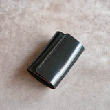 <1月4日 20:00発売予定>小さくて使いやすい財布 mini ホーウィンシェルコードバン×サドルプルアップ Hand-Sewn-Limited